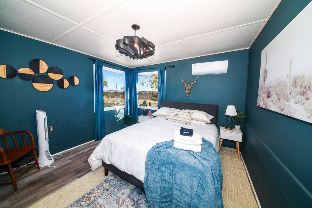 The Desert Shire Stargazing,Cold Plung & Largespa Yucca Valley Exterior photo