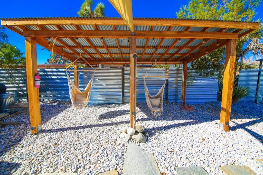 The Desert Shire Stargazing,Cold Plung & Largespa Yucca Valley Exterior photo