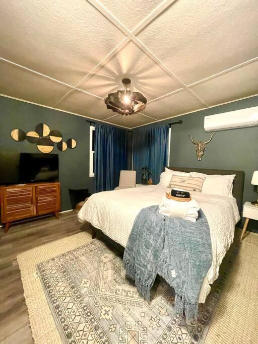 The Desert Shire Stargazing,Cold Plung & Largespa Yucca Valley Exterior photo